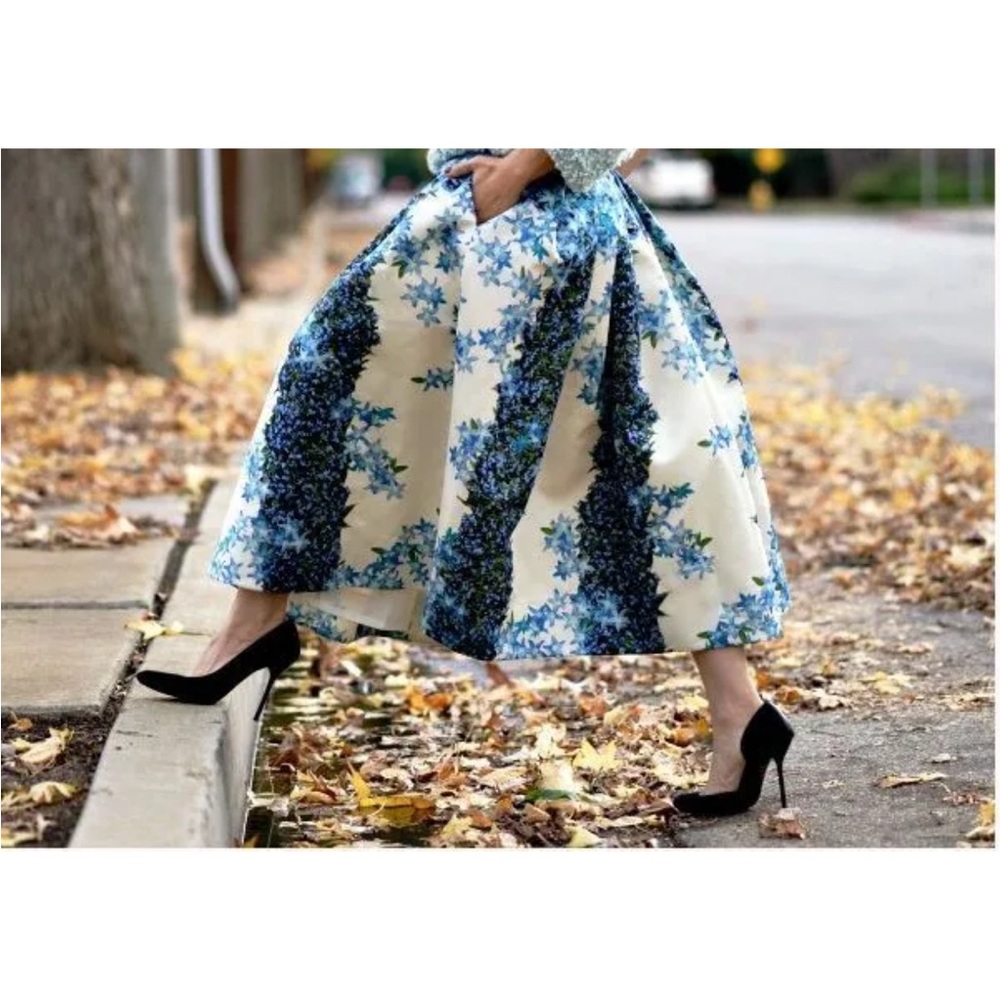 💙Tibi 100% Silk Sidewalk Floral Midi Skirt, brand new with tags - Picture 2 of 15